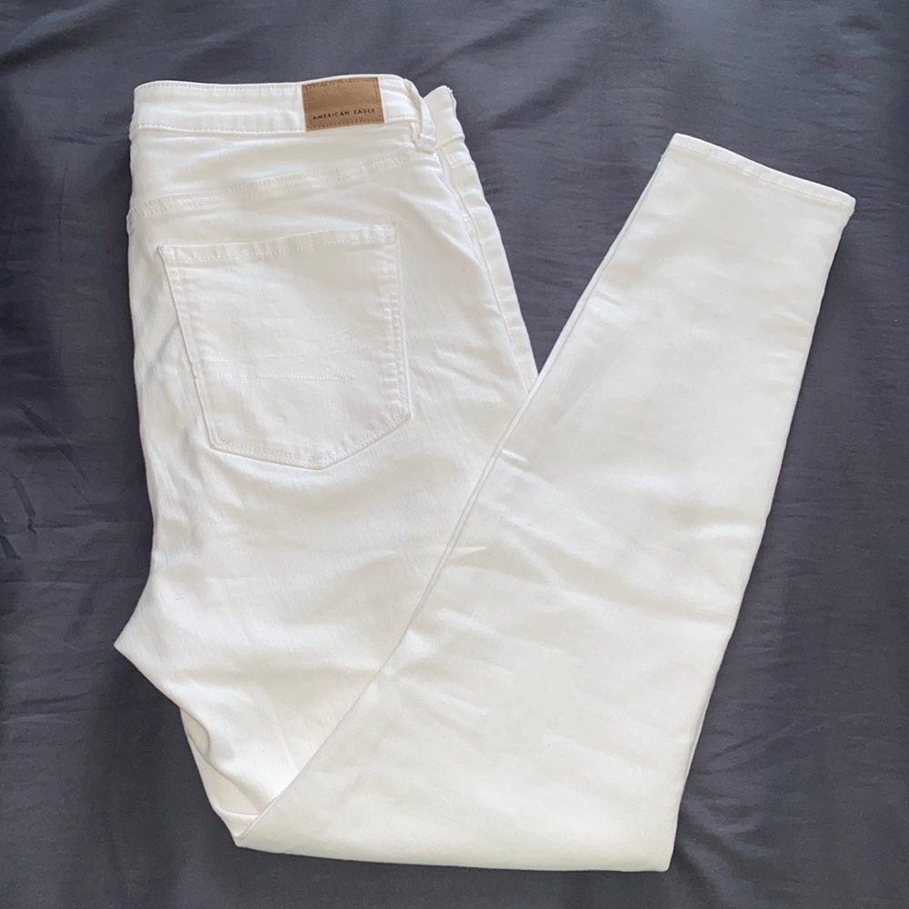 American Eagle Next Level Stretch White Jeans